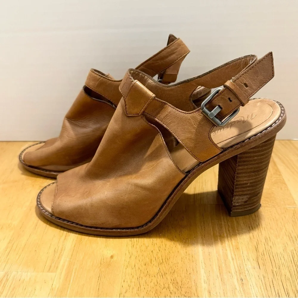 Madewell “Slyvain” Tan Leather Block Heel Sandals Size 9